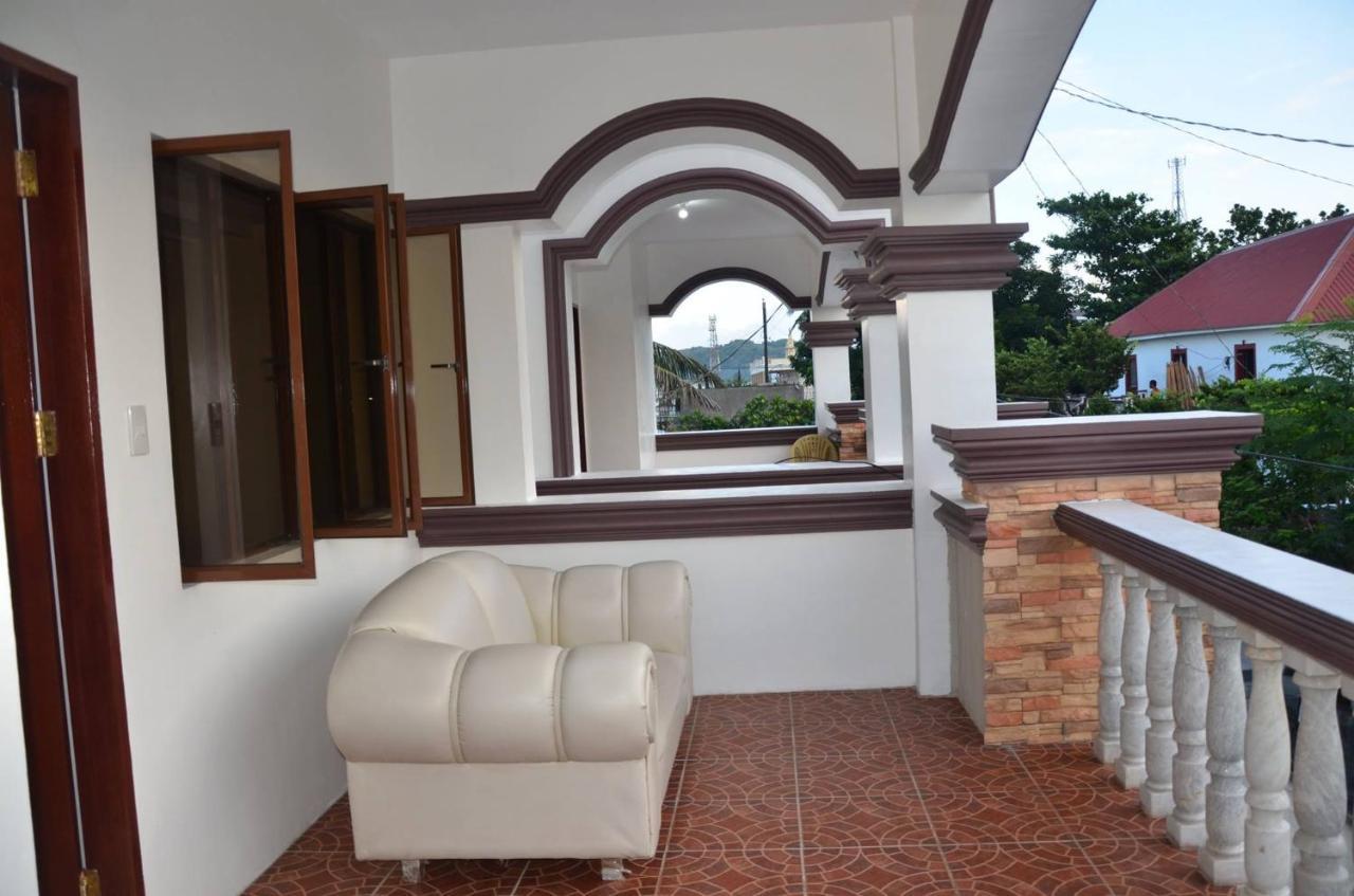 Florabells Iraya Guest House - Batanes バスコ エクステリア 写真