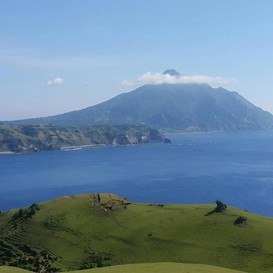Florabells Iraya Guest House - Batanes バスコ エクステリア 写真